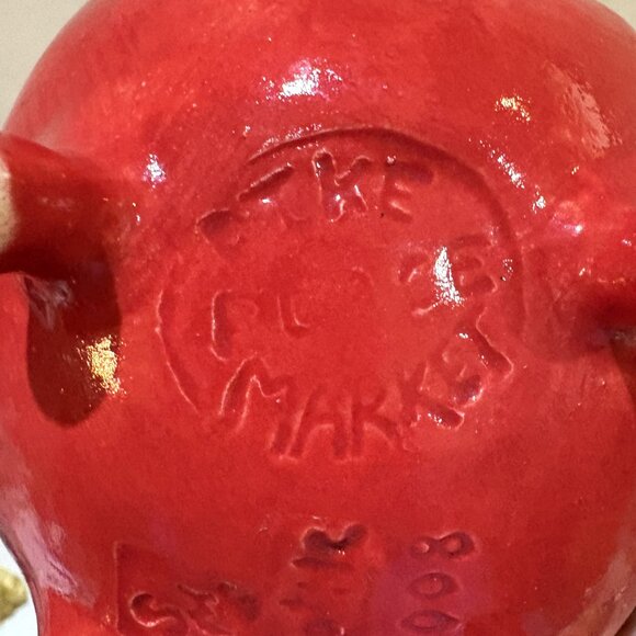 Pike Place Pigs Seattle Pike Place Market Red Pottery Piggy Bank - Picture 6 of 8